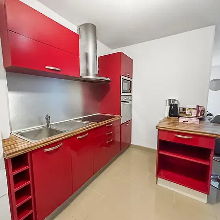 Spacieux & Central, Parking Prive Apartment Reims